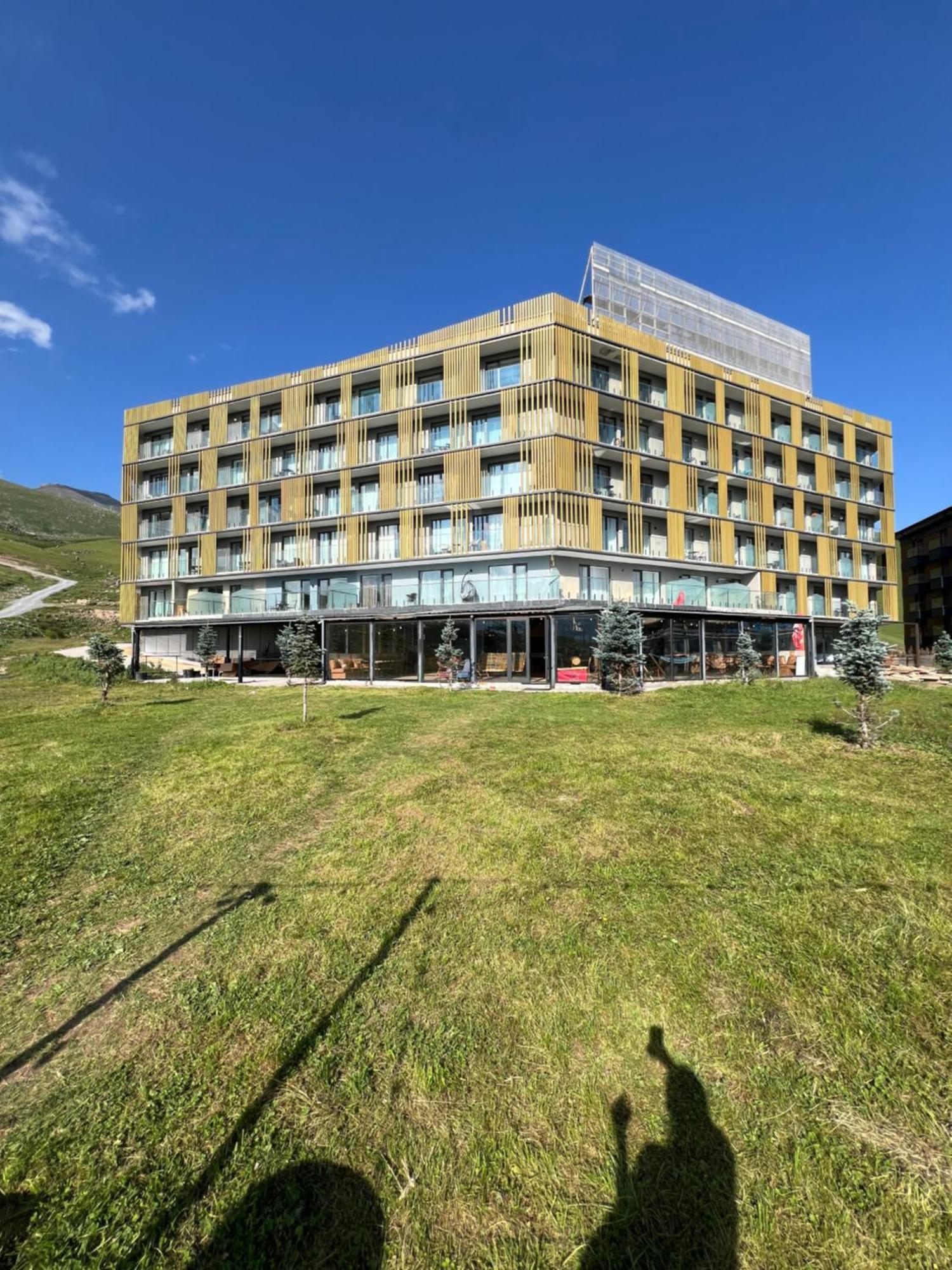 Atrium, New Gudauri Aparthotel Exterior photo